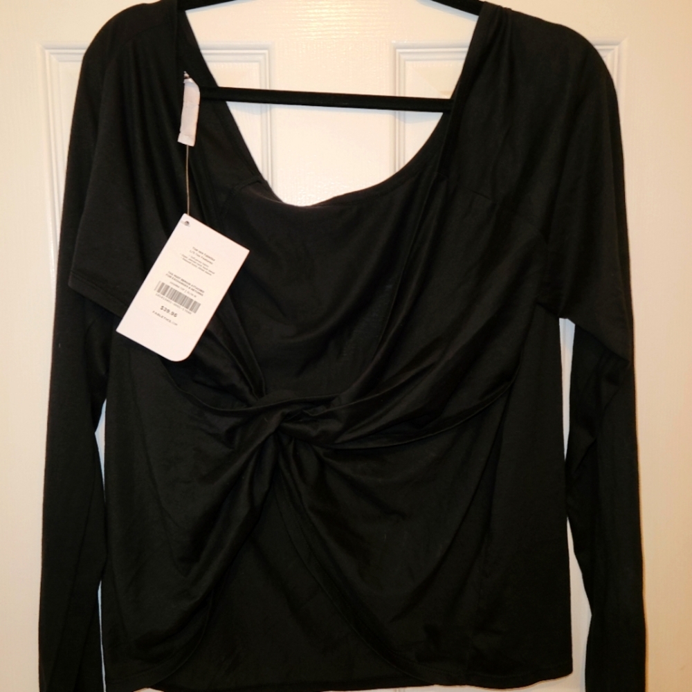 BNWT Women's Fabletics reversible active top size XL color black